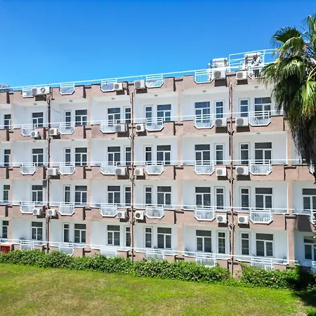 Hotel Marinez
